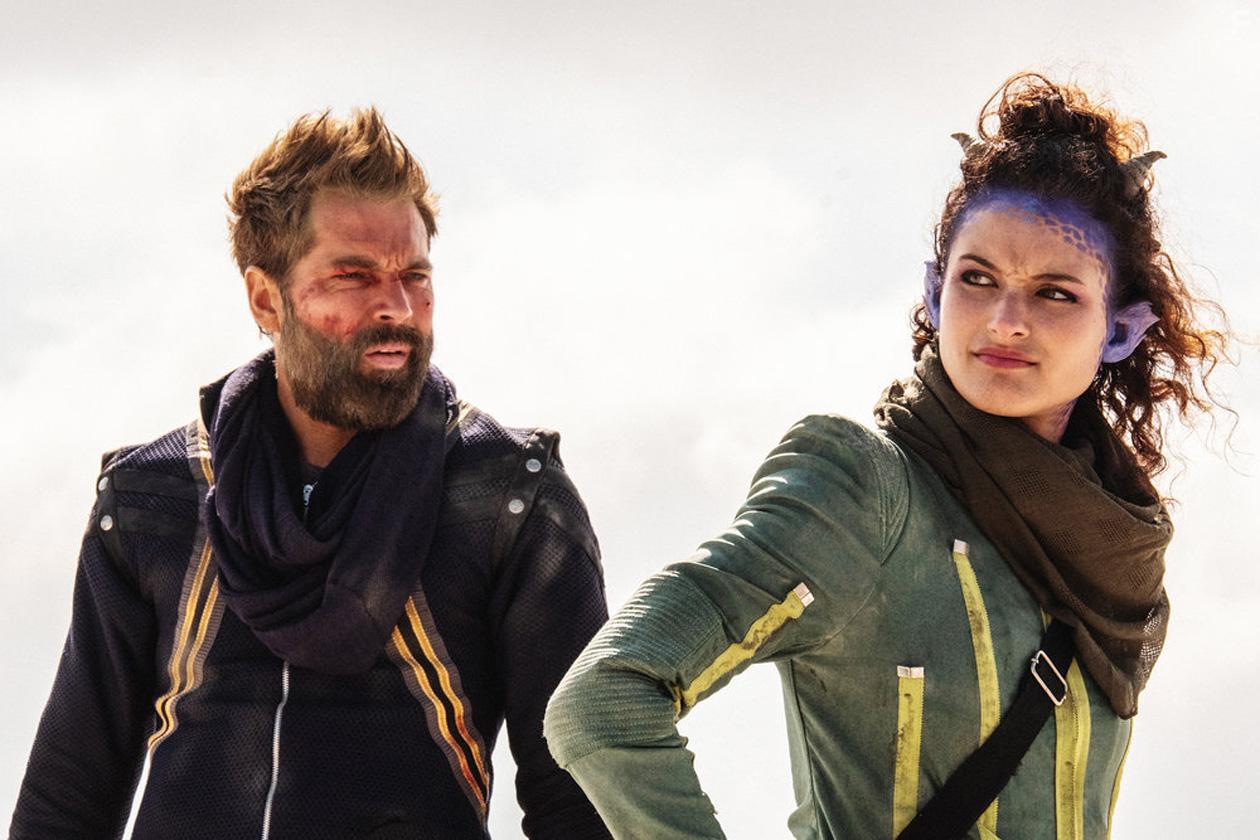 Vagrant Queen (2020)