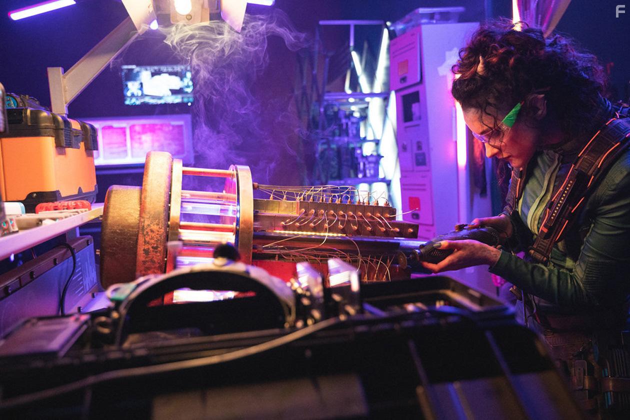 Vagrant Queen (2020)