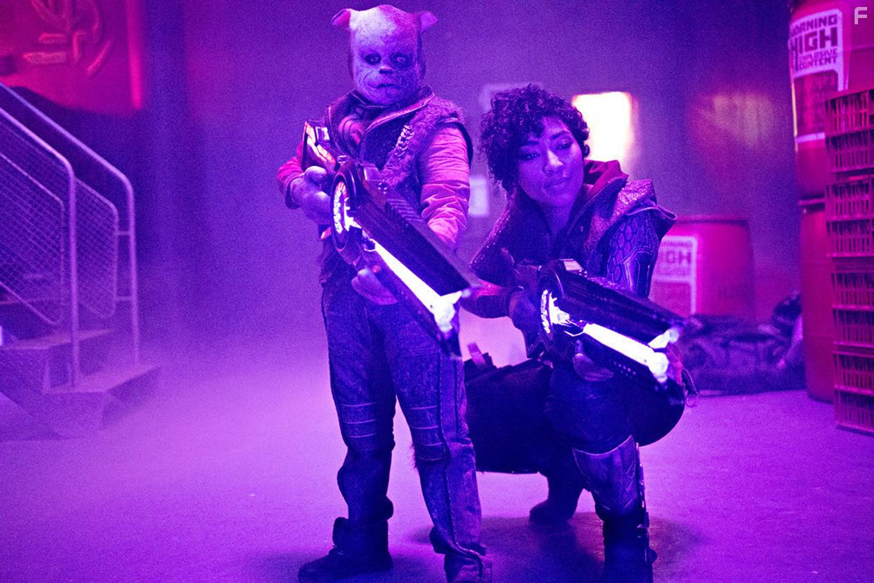 Vagrant Queen (2020)