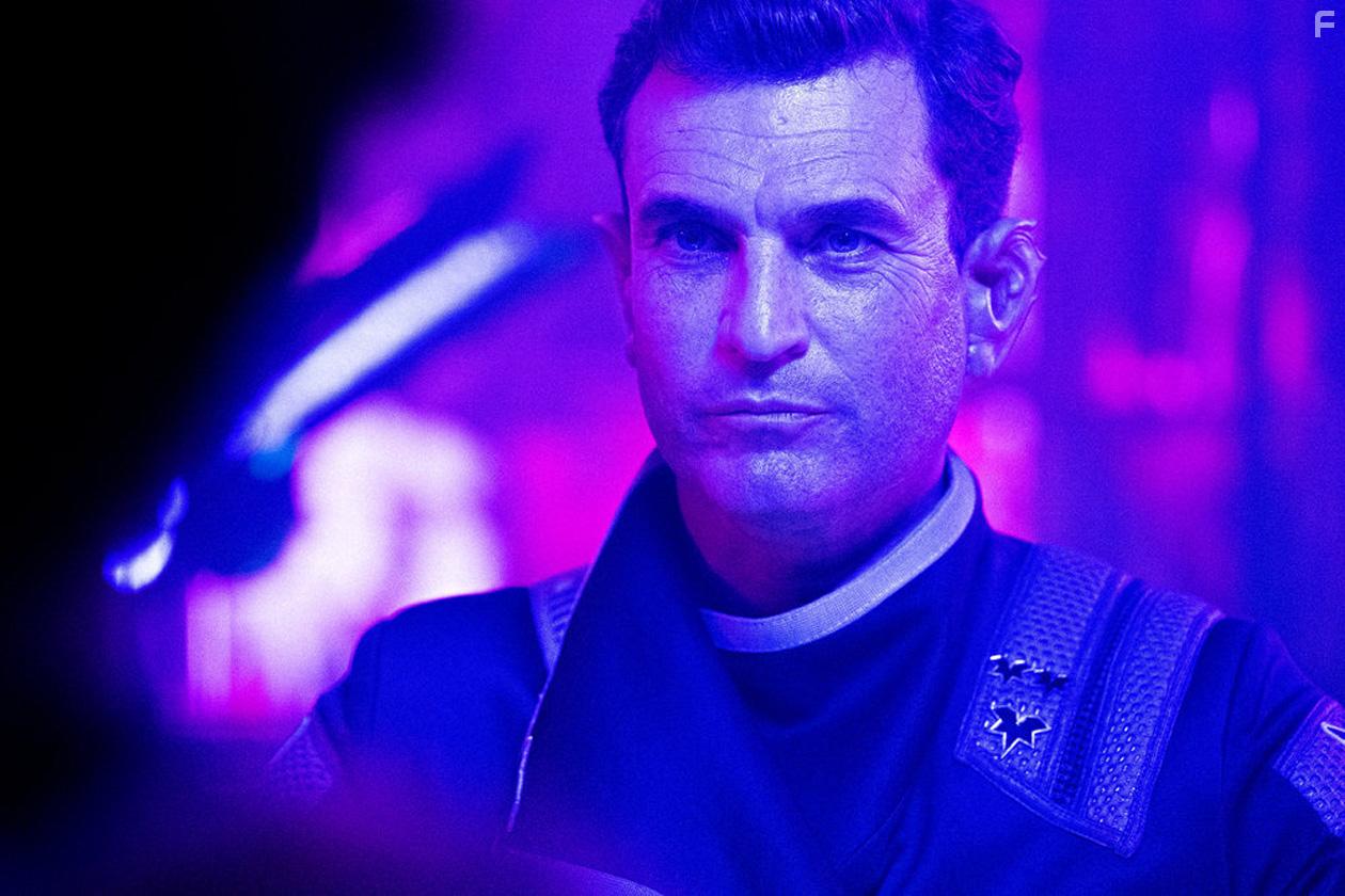 Vagrant Queen (2020)