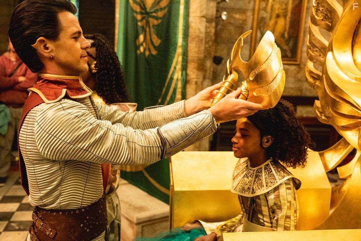 Vagrant Queen (2020)