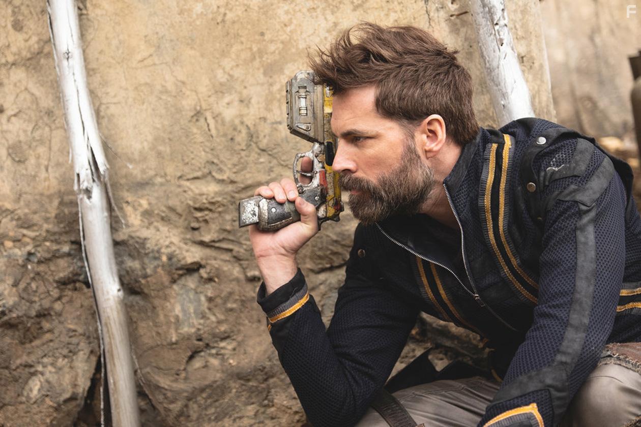 Vagrant Queen (2020)