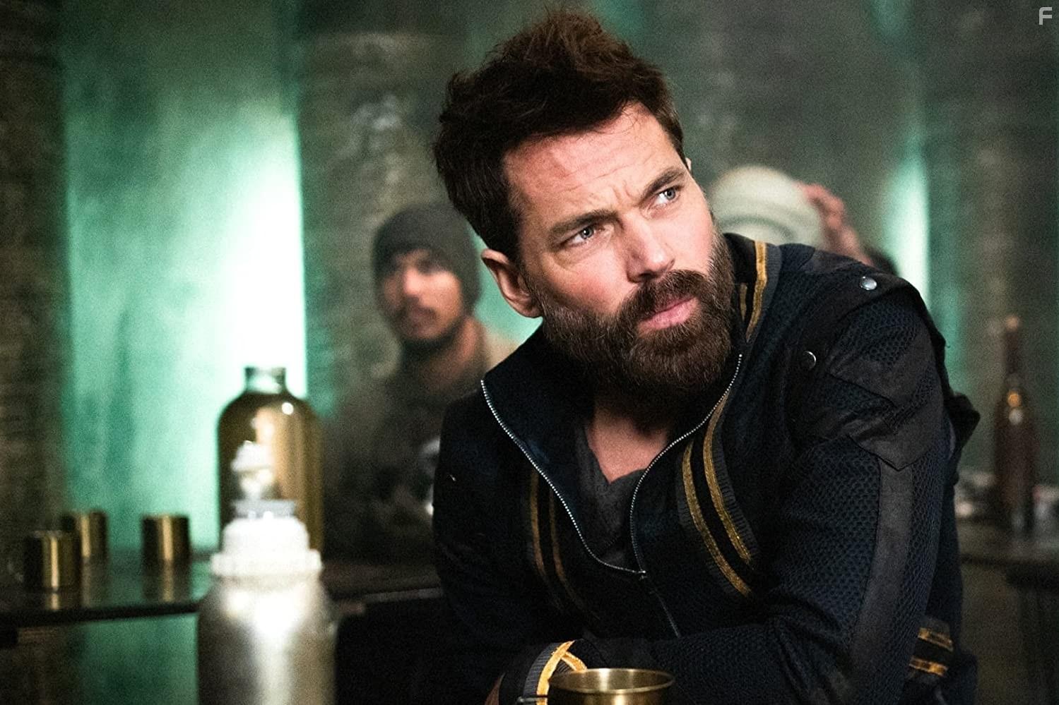 Vagrant Queen (2020)