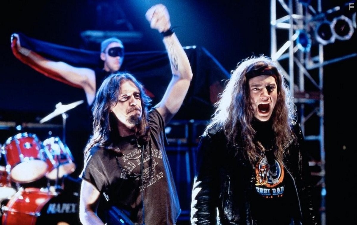 Steve Buscemi, Brendan Fraser, and Adam Sandler in Пустоголовые (1994)