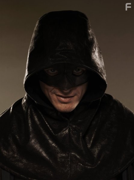 David Lyons in Плащ (2011)