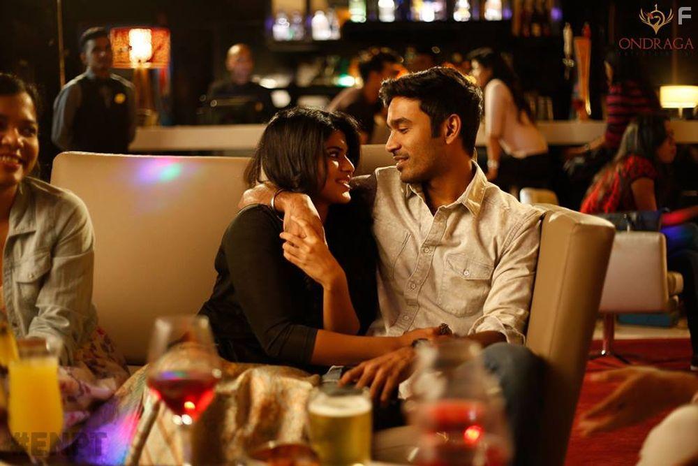 Dhanush and Megha Akash in Enai Noki Paayum Thota (2019)