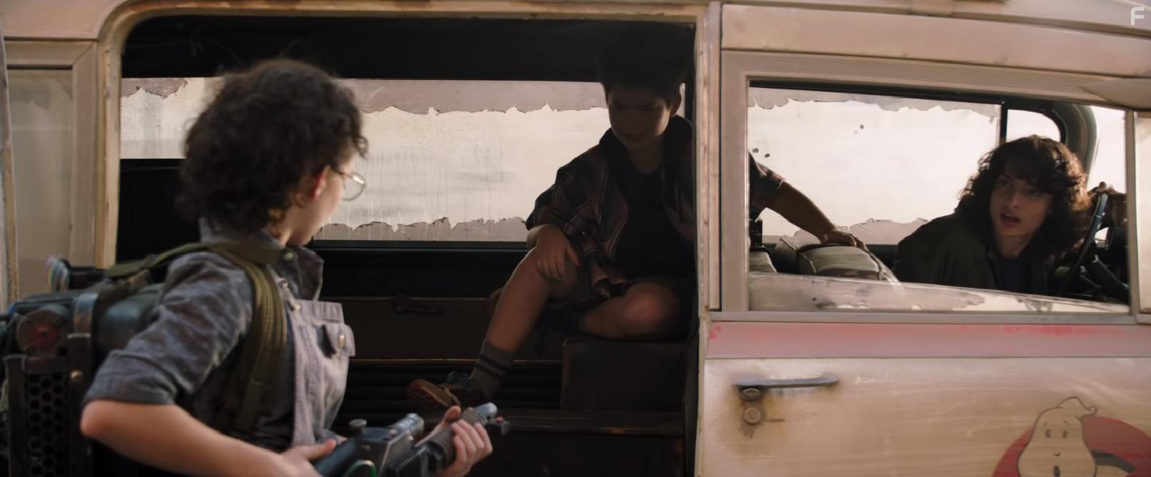 Mckenna Grace and Finn Wolfhard in Ghostbusters: Legacy (2021)