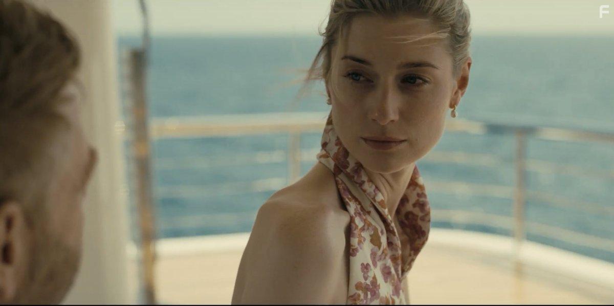 Kenneth Branagh and Elizabeth Debicki in Tenet (2020)