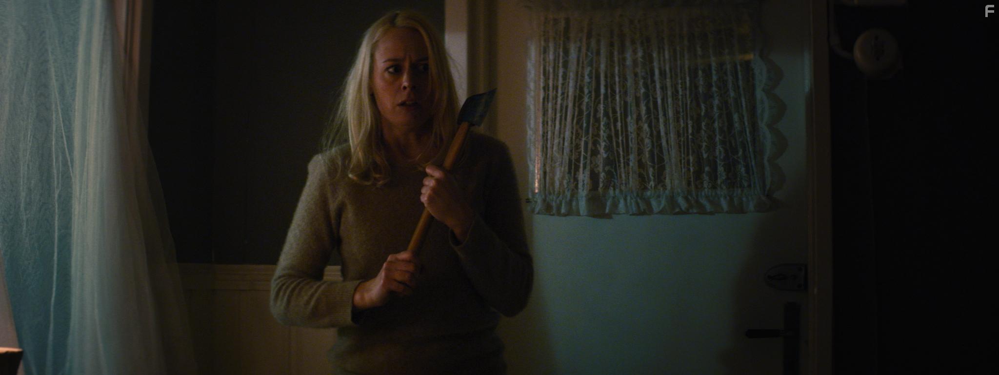 Alexandra Alegren in The house at the end of the forest (2020)