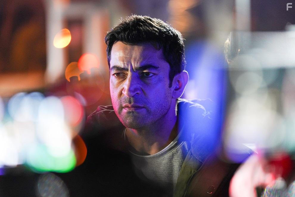 Kenan Imirzalioglu in Alef (2020)
