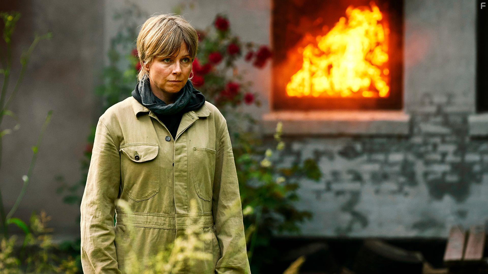 Lene Maria Christensen in Fred til lands (2019)