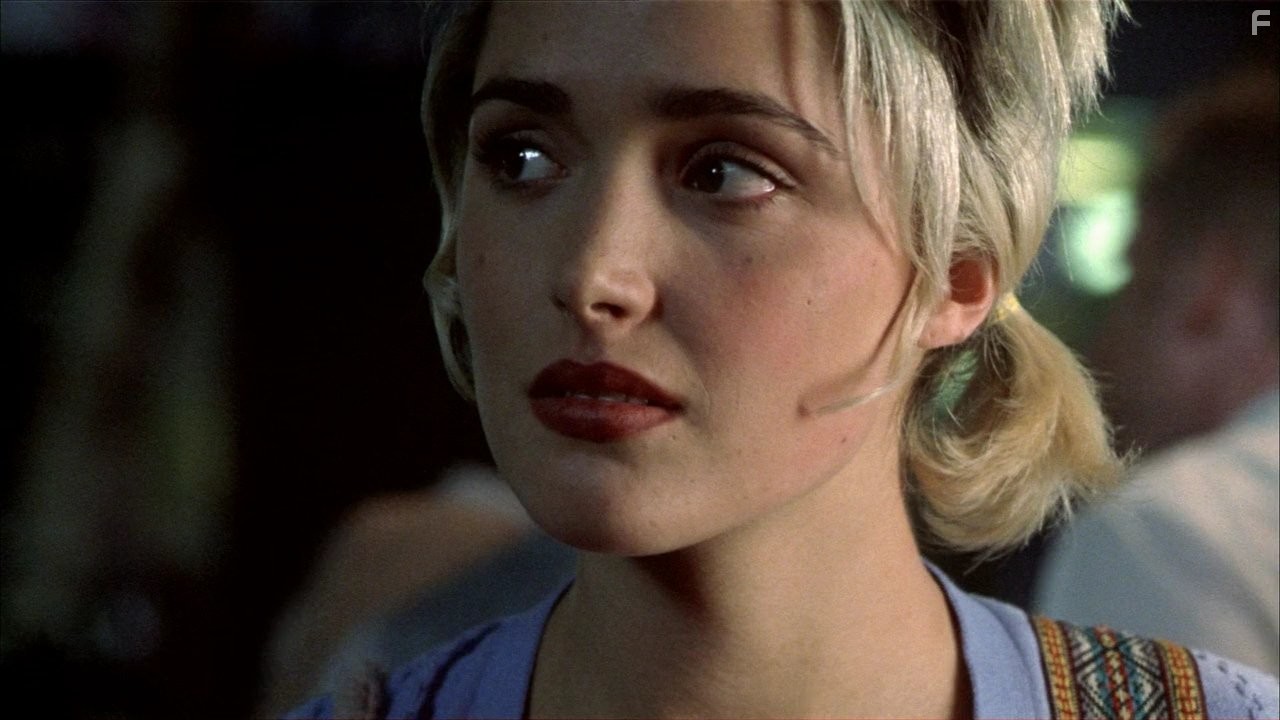 Rose Byrne in Пальцы веером (1999)