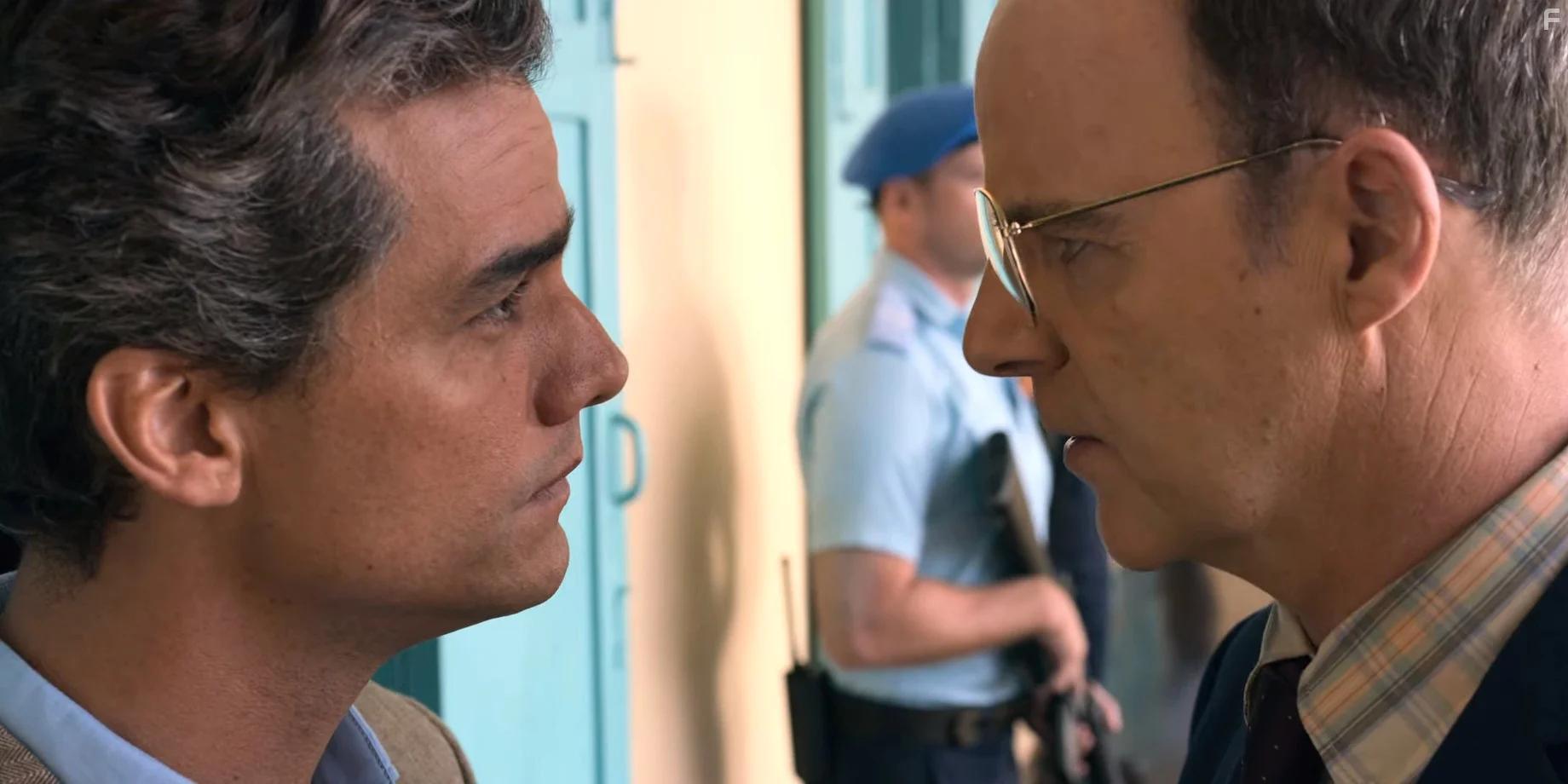 Wagner Moura and Bran F. O'Byrne in Sergio (2020)