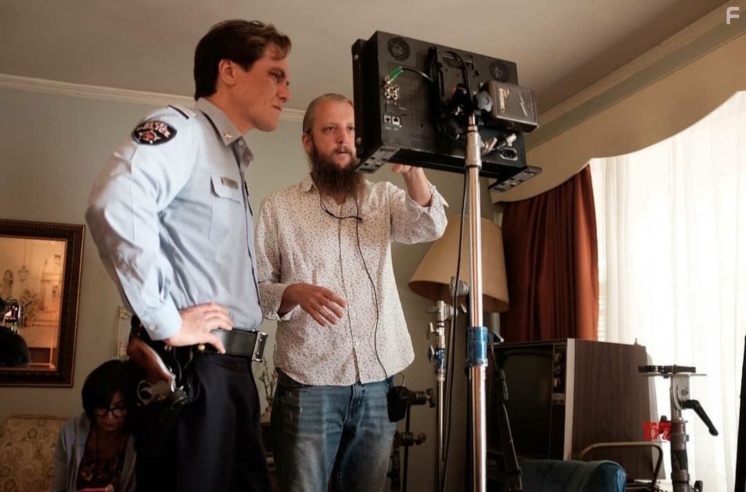 Michael Shannon and Scott Teems in The Quarry (2020)