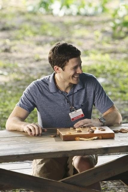 Zach Gilford in Без координат (2011)