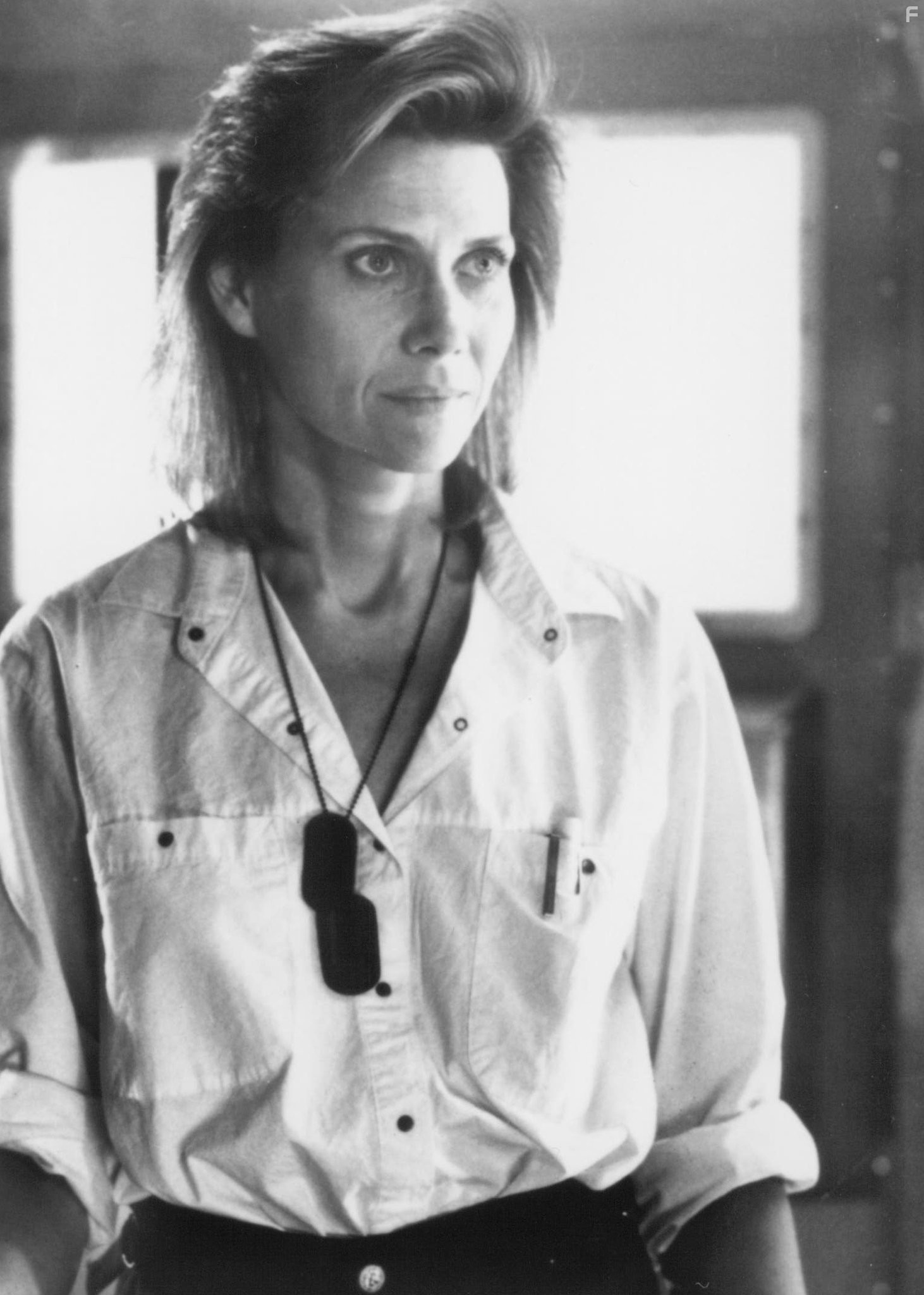 Cindy Pickett in Глубоководная звезда шесть (1989)