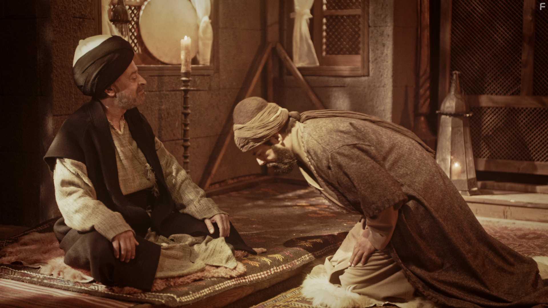 Payidar Tfekioglu and Gkhan Atalay in Yunus Emre (2015)