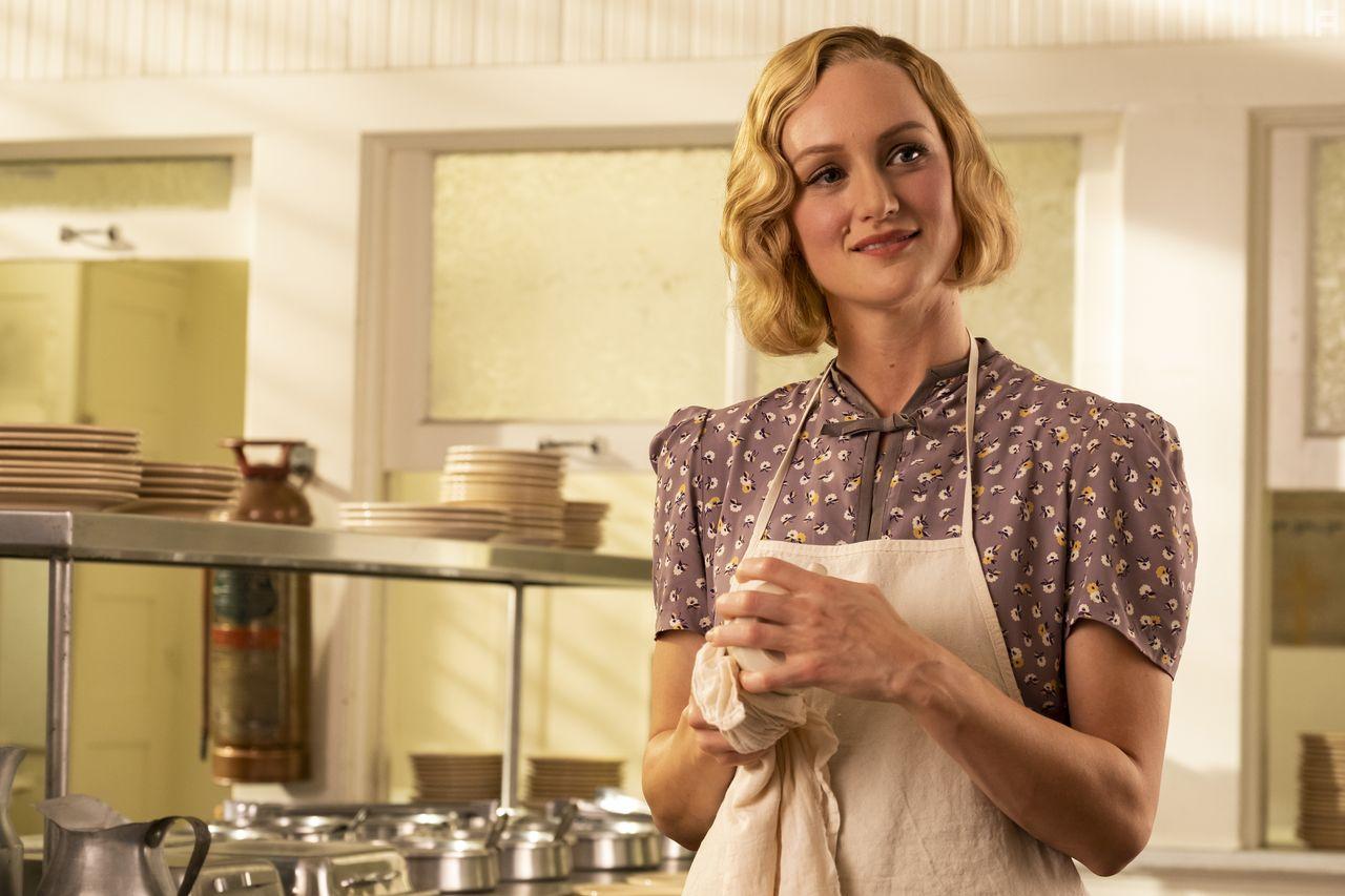 Kerry Bish in Penny Dreadful: City of Angels (2020)