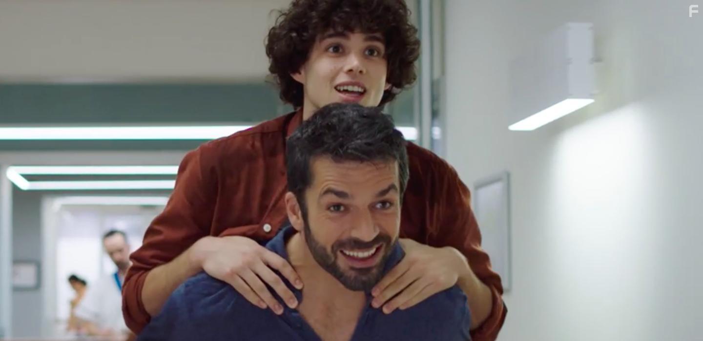 Riccardo de Rinaldis Santorelli and Luca Argentero in Doc (2020)