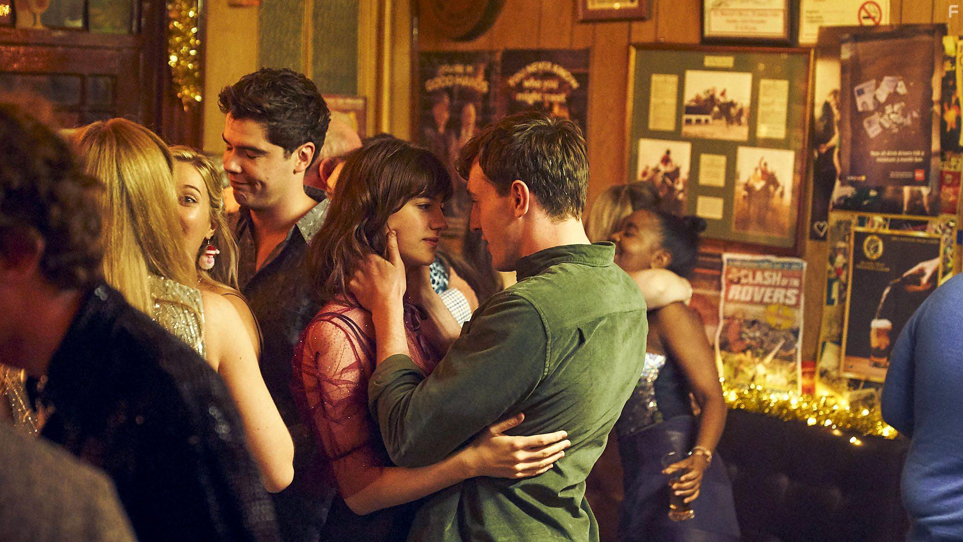 Daisy Edgar-Jones and Paul Mescal in Normal People: Episode #1.12 (2020)