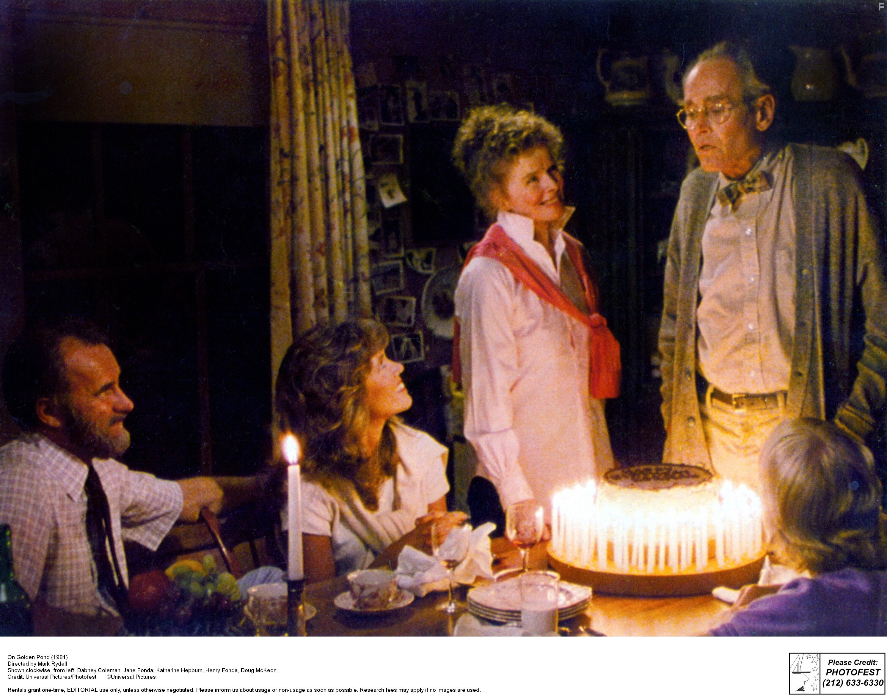 Henry Fonda, Katharine Hepburn, Jane Fonda, Dabney Coleman, and Doug McKeon in На Золотом пруду (1981)