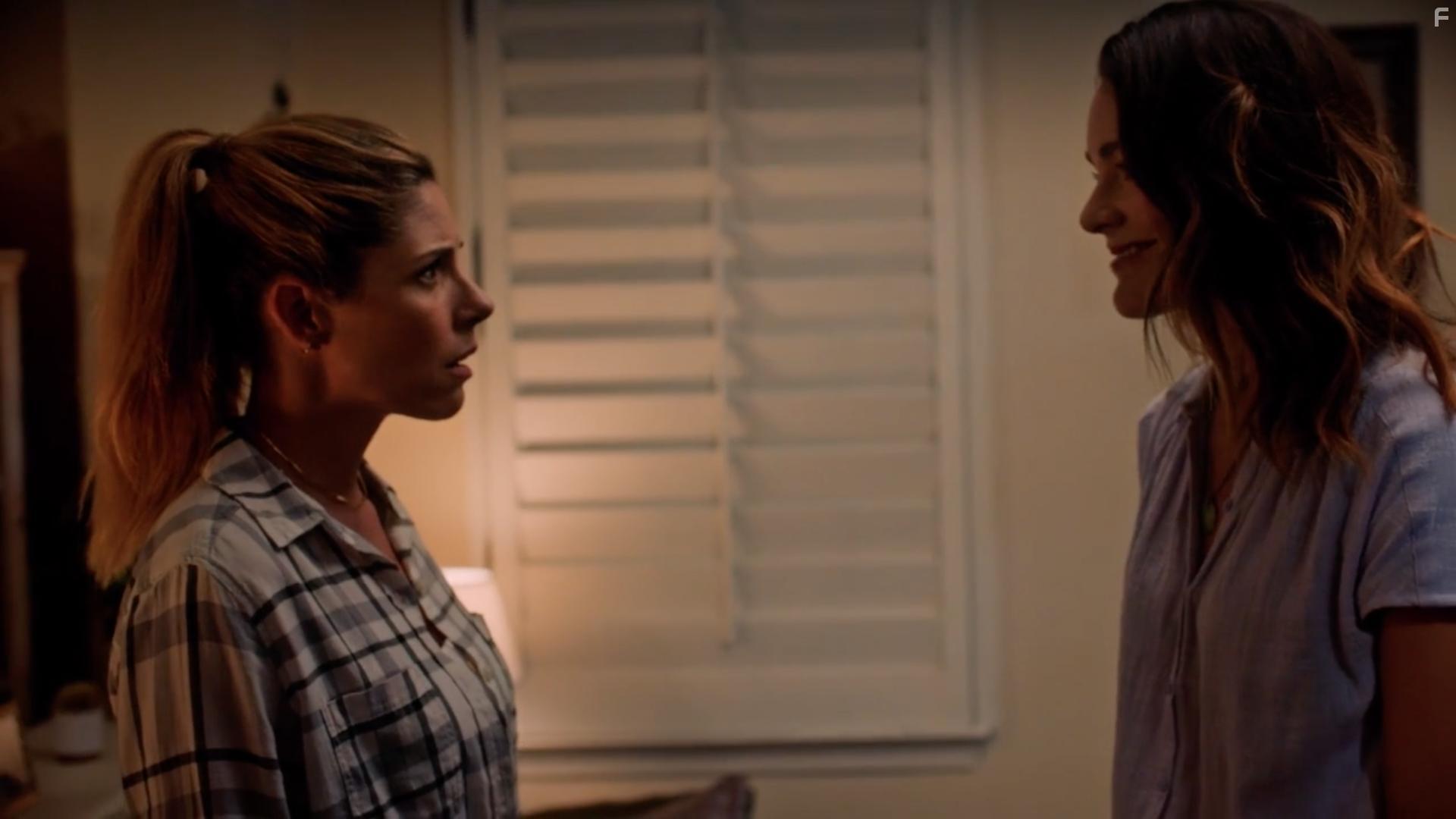 Andrea Bogart and Hannah Barefoot in Hello Neighbor (2018)