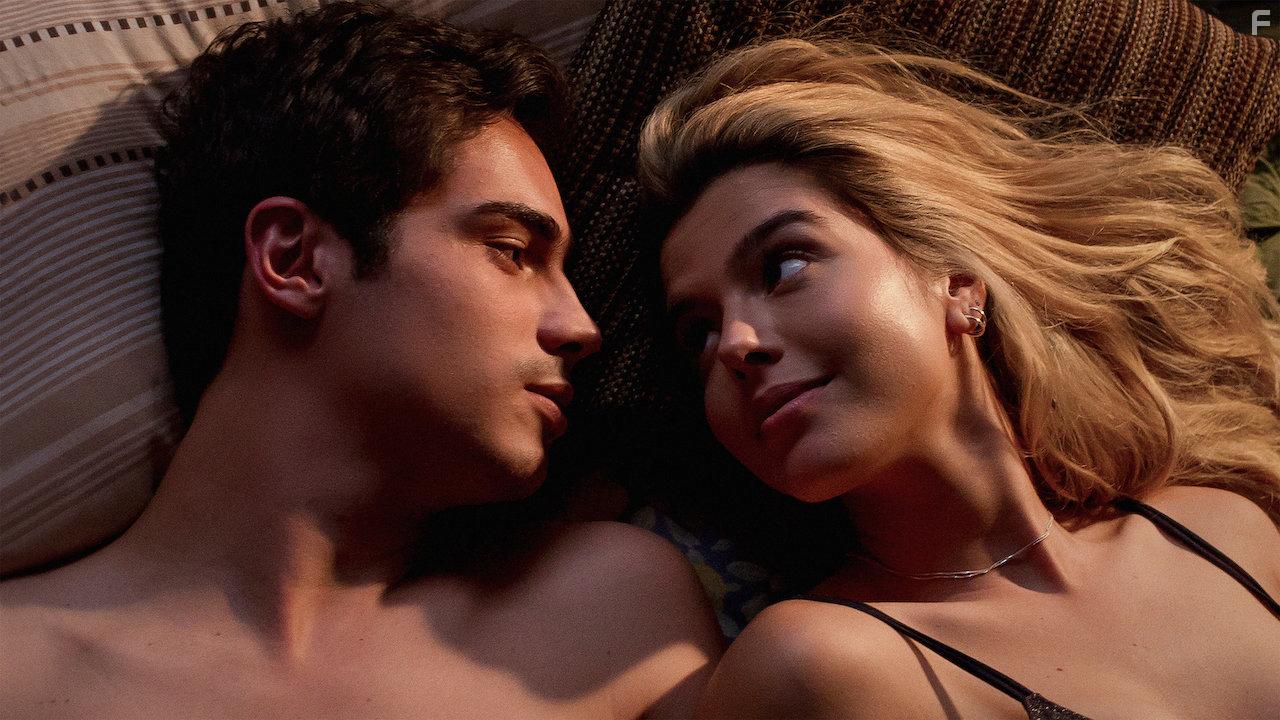 Giovanna Lancellotti and Danilo Mesquita in Ricos de Amor (2020)