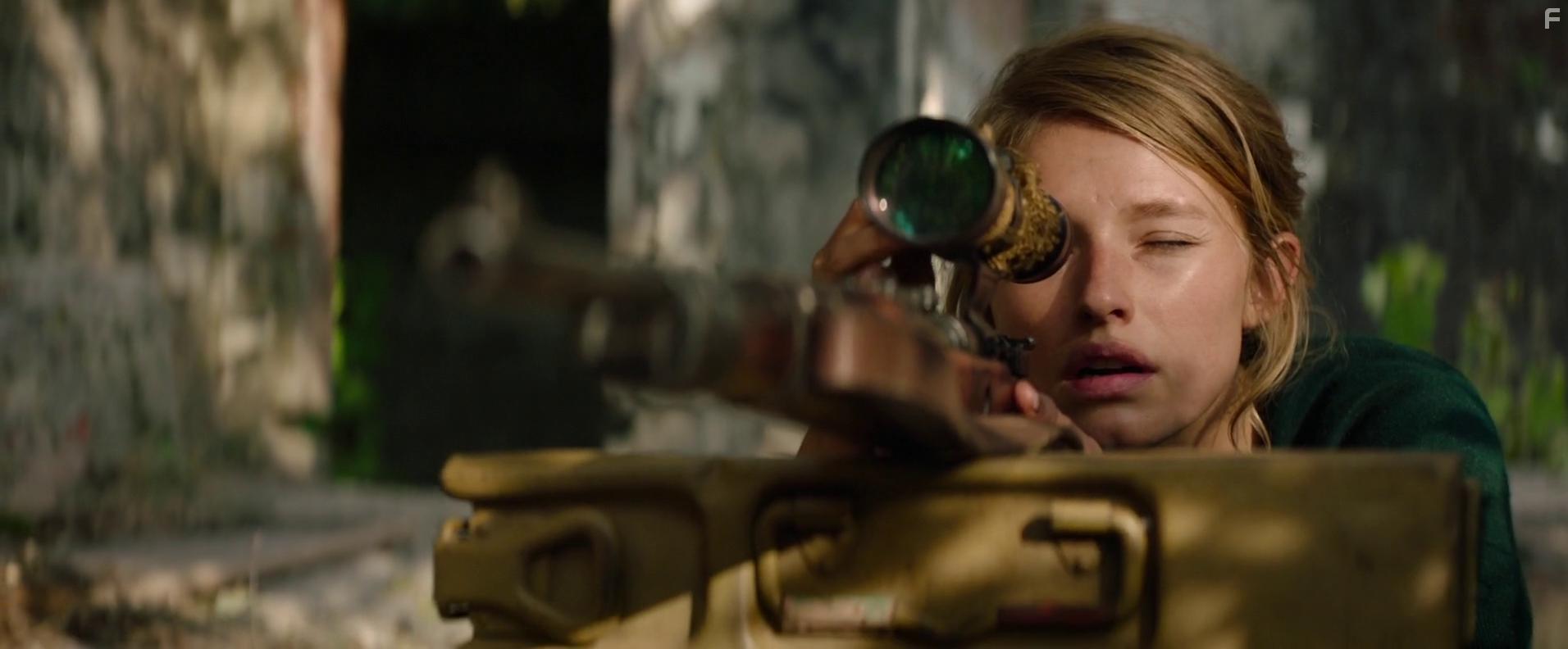 Ella-June Henrard in Torpedo (2019)