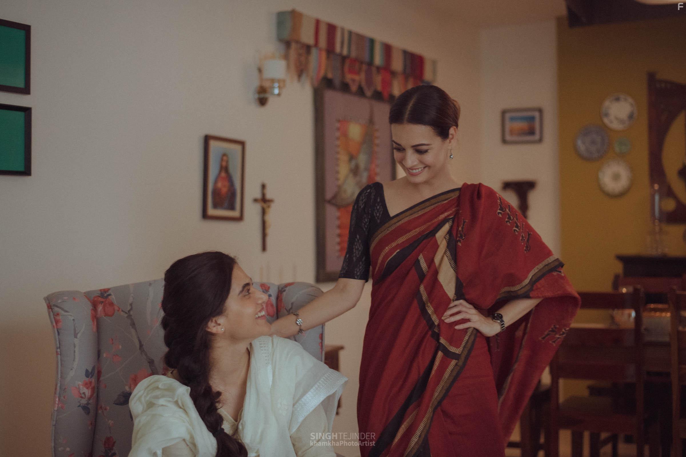 Dia Mirza and Taapsee Pannu in Thappad (2020)