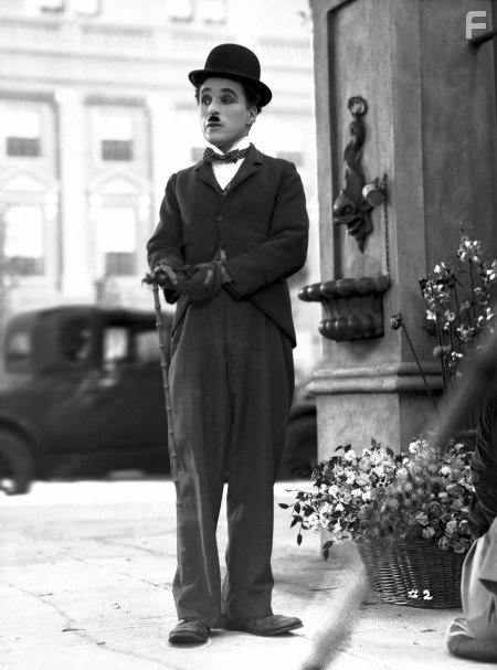 Charles Chaplin in Огни большого города (1931)