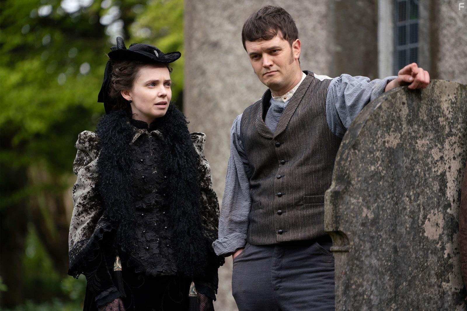 Eileen O'Higgins and Kerr Logan in Dead Still (2020)