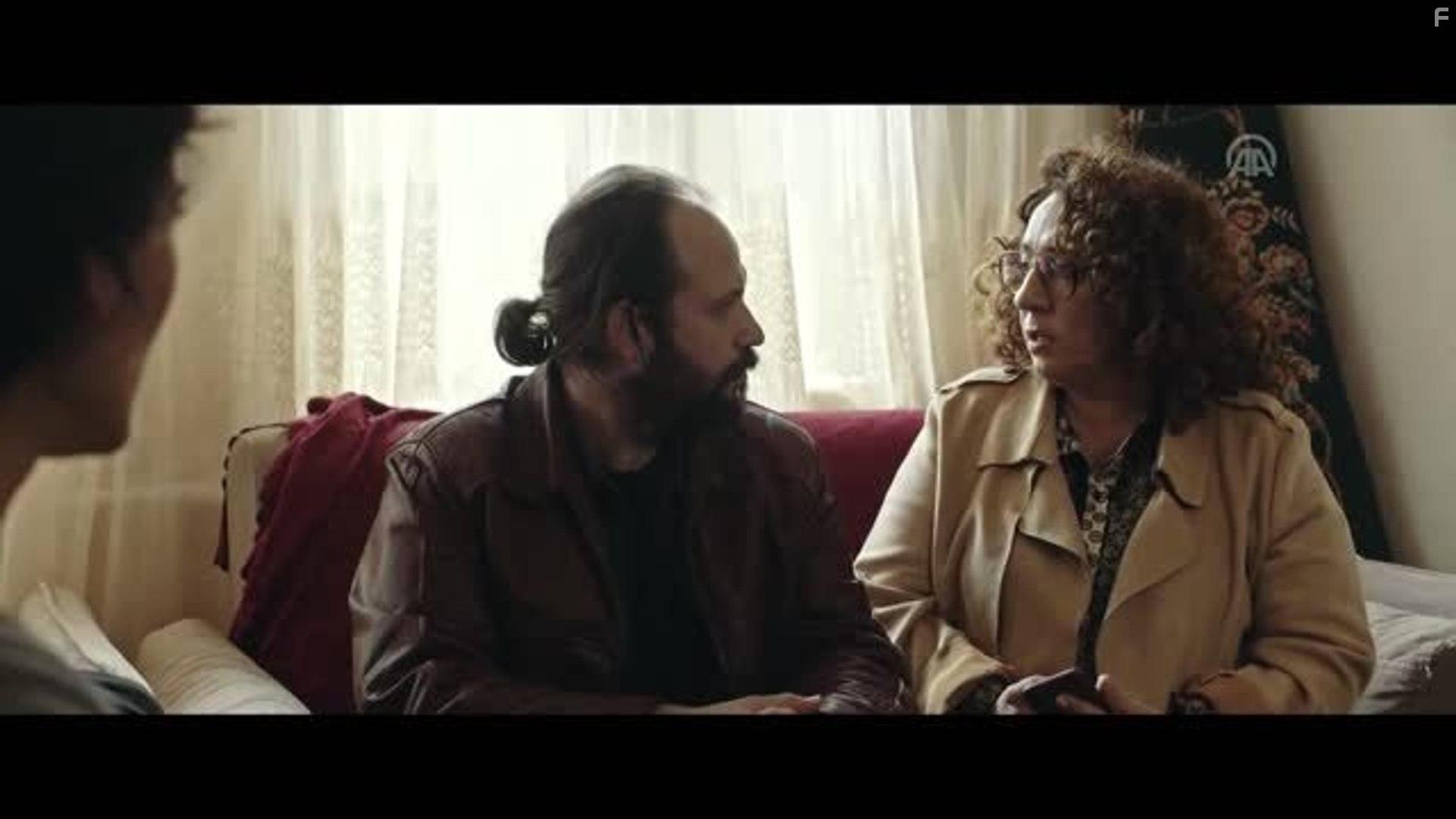 Binnur Kaya and Mert Denizmen in Cinayet Ss (2019)