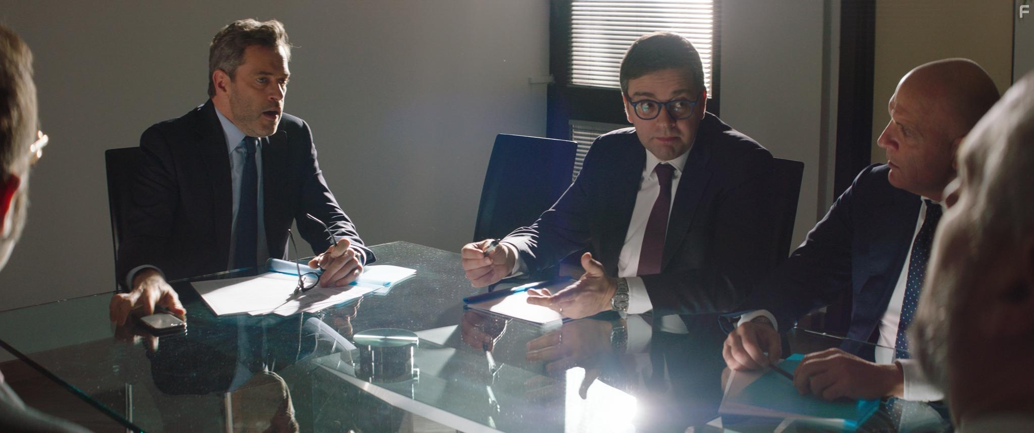 Massimo Poggio in Nevermind (2018)