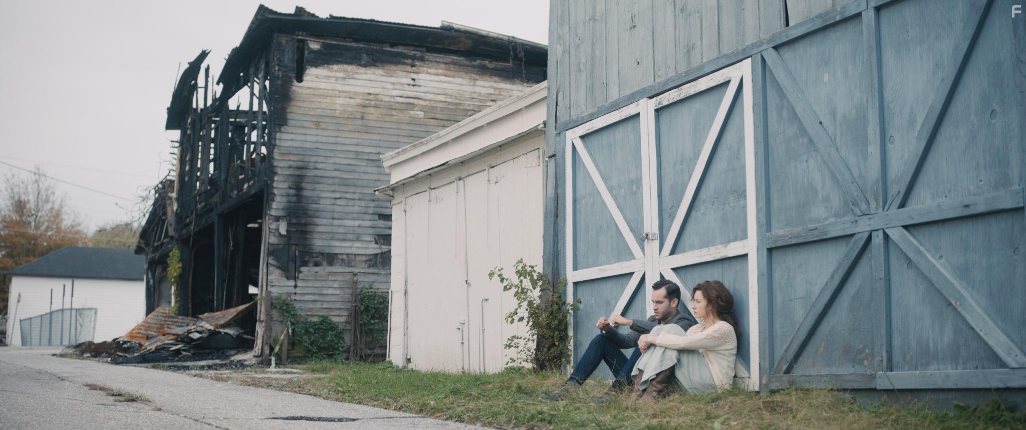 Scott Friend and Emma Duncan in Union Bridge (2019)