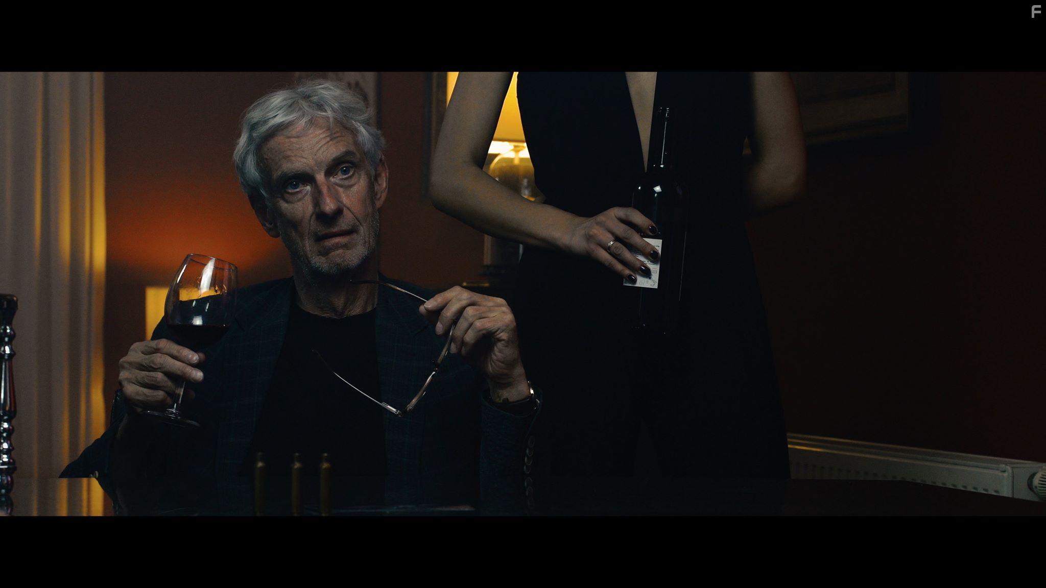 Mathieu Carrire in Breakdown Forest - Reise in den Abgrund (2019)