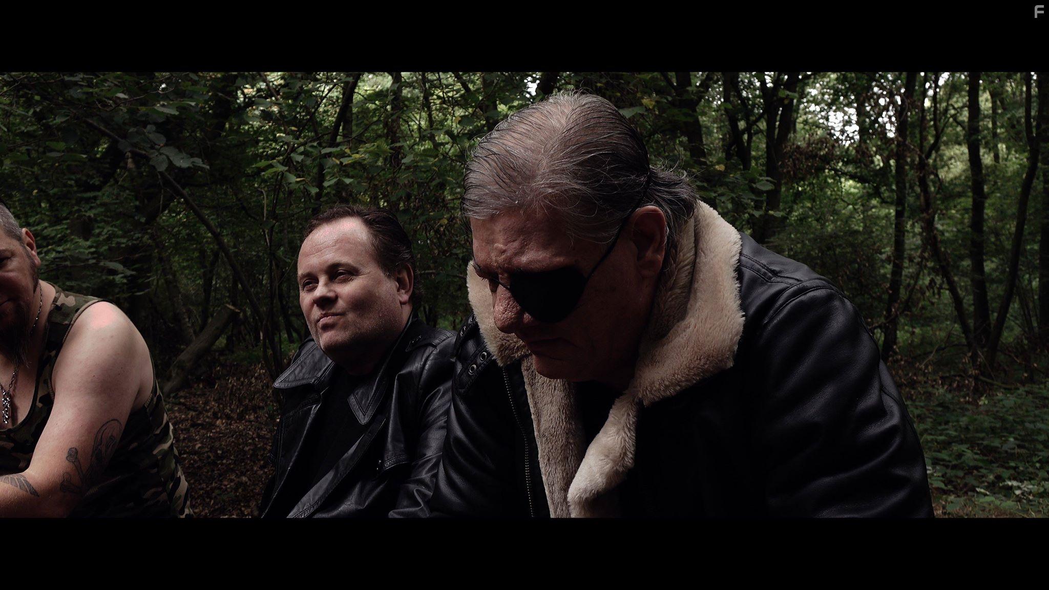 Claude-Oliver Rudolph and Thomas Goersch in Breakdown Forest - Reise in den Abgrund (2019)