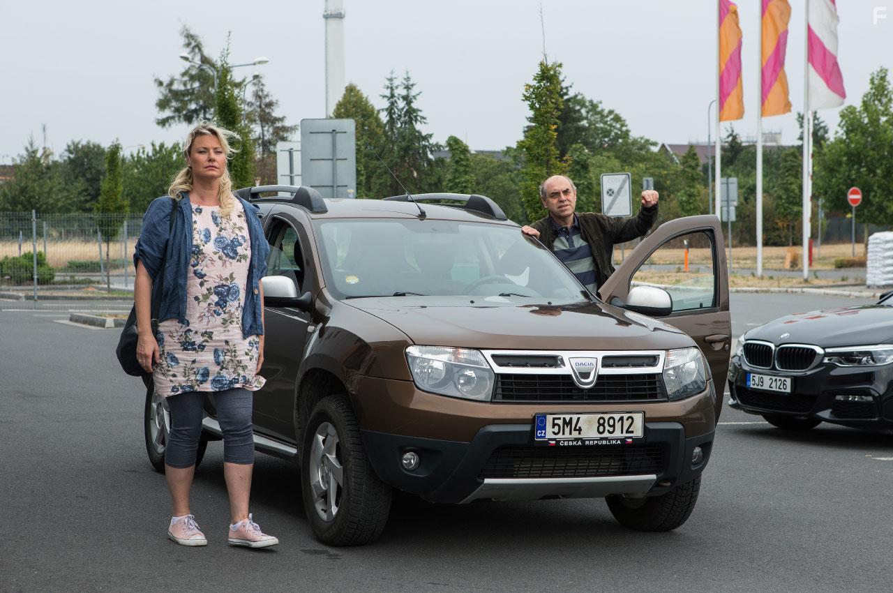 Miroslav Tborsk and Marika Sarah Prochzkov in Vodnk: Episode #1.3 (2019)