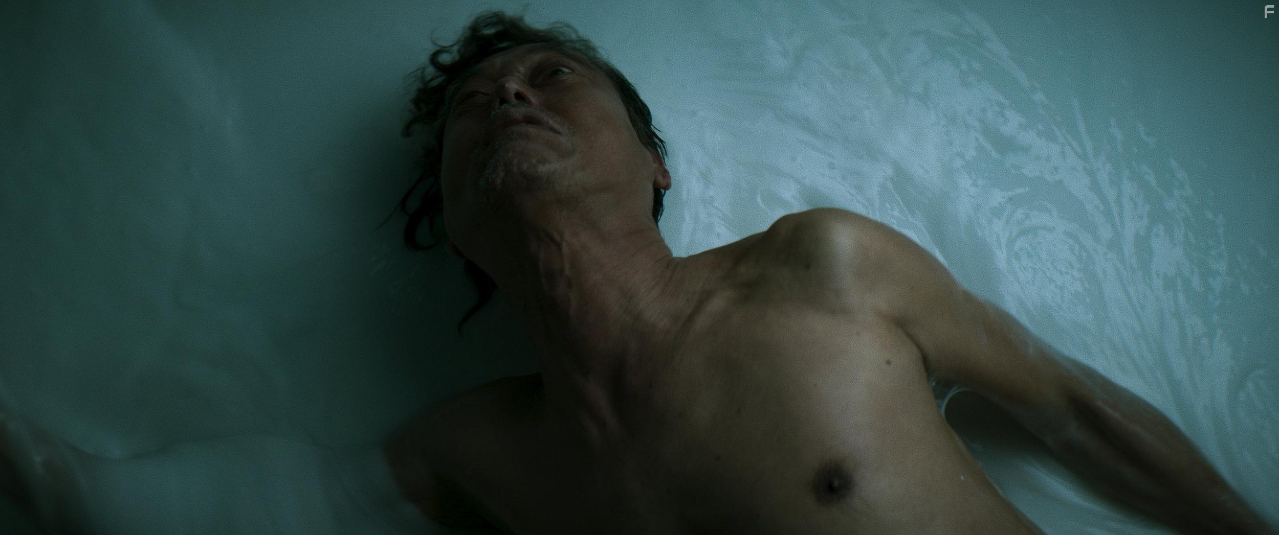 Perry Dizon in Motel Acacia (2019)