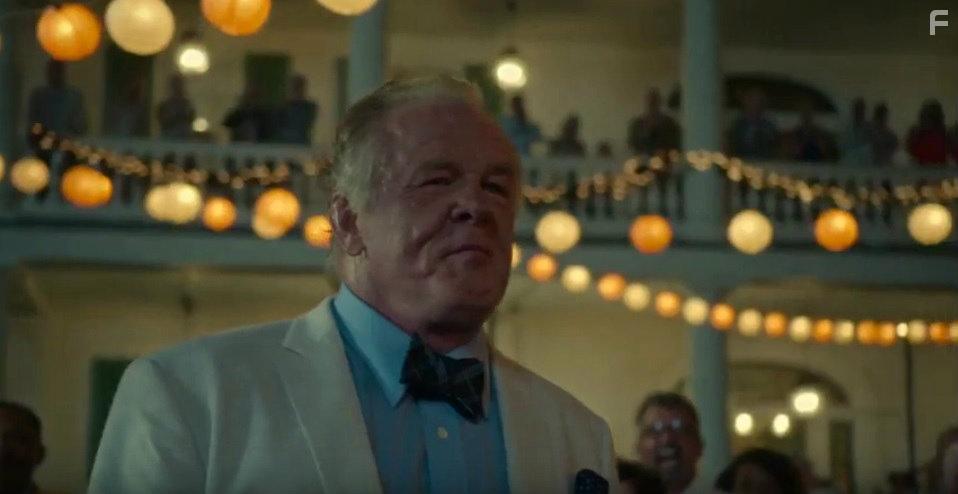 Nick Nolte in Paradise Lost (2020)