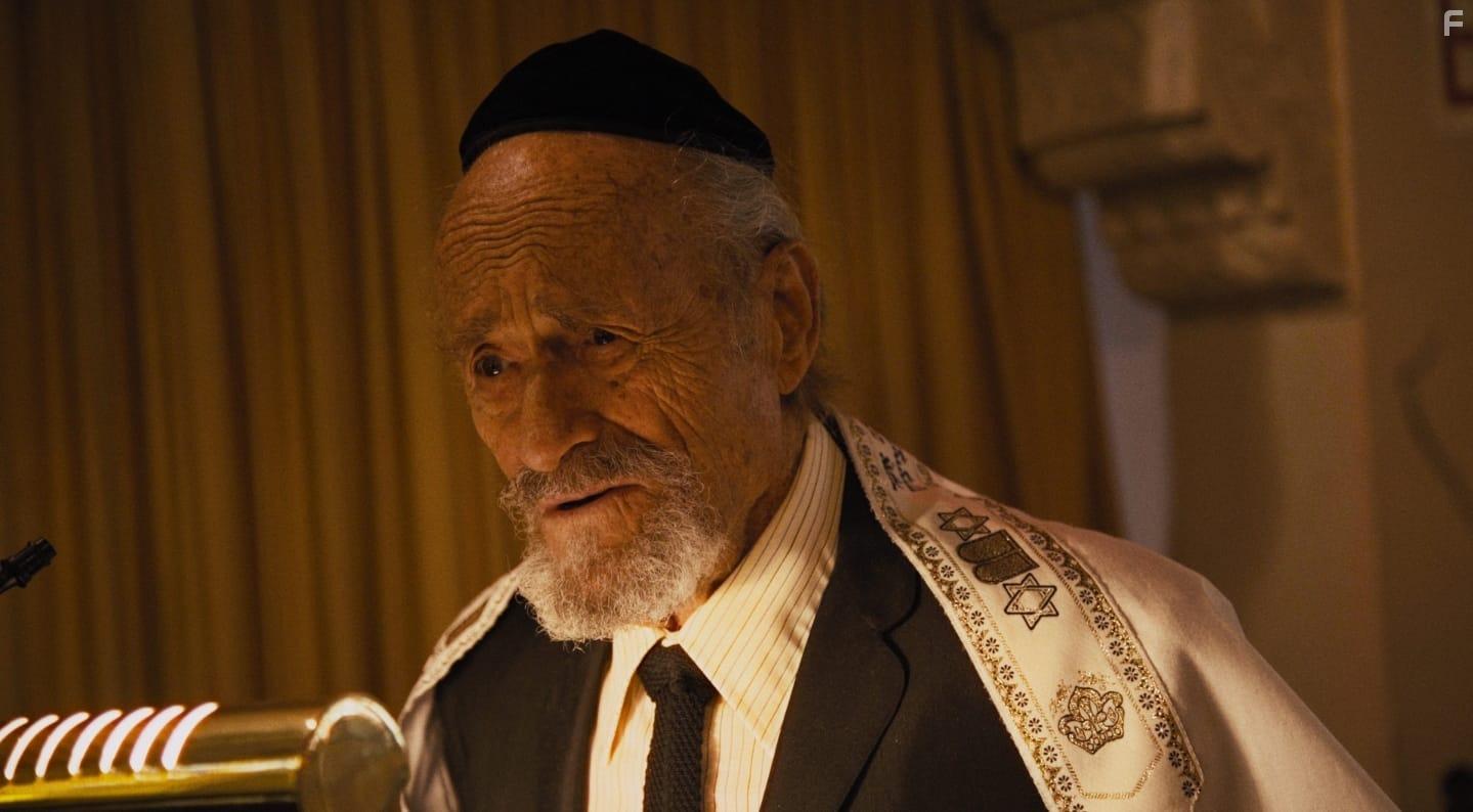 Dick Miller in Hanukkah (2019)