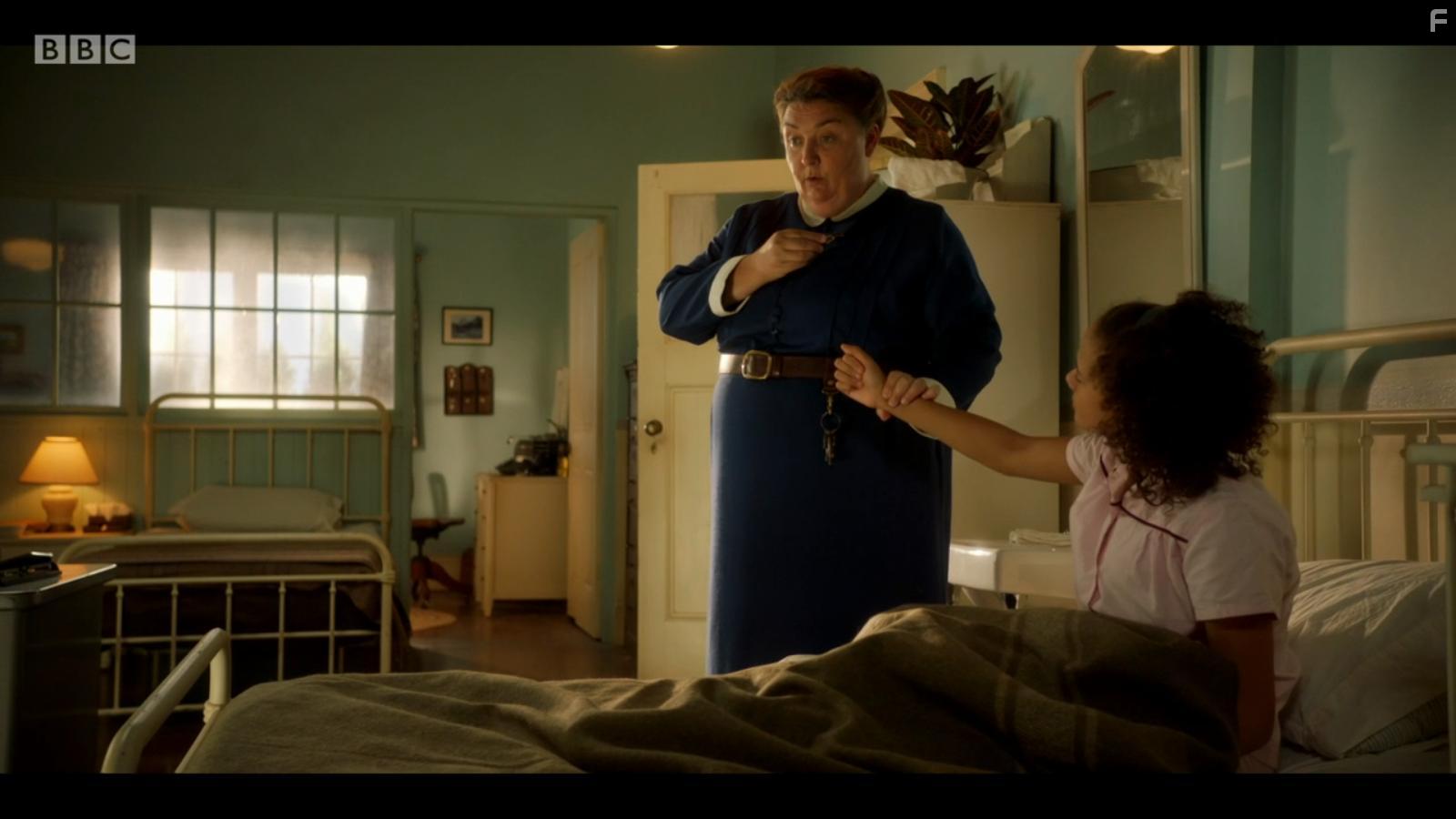 Sienna Arif Knights and Ashley McGuire in Malory Towers (2020)