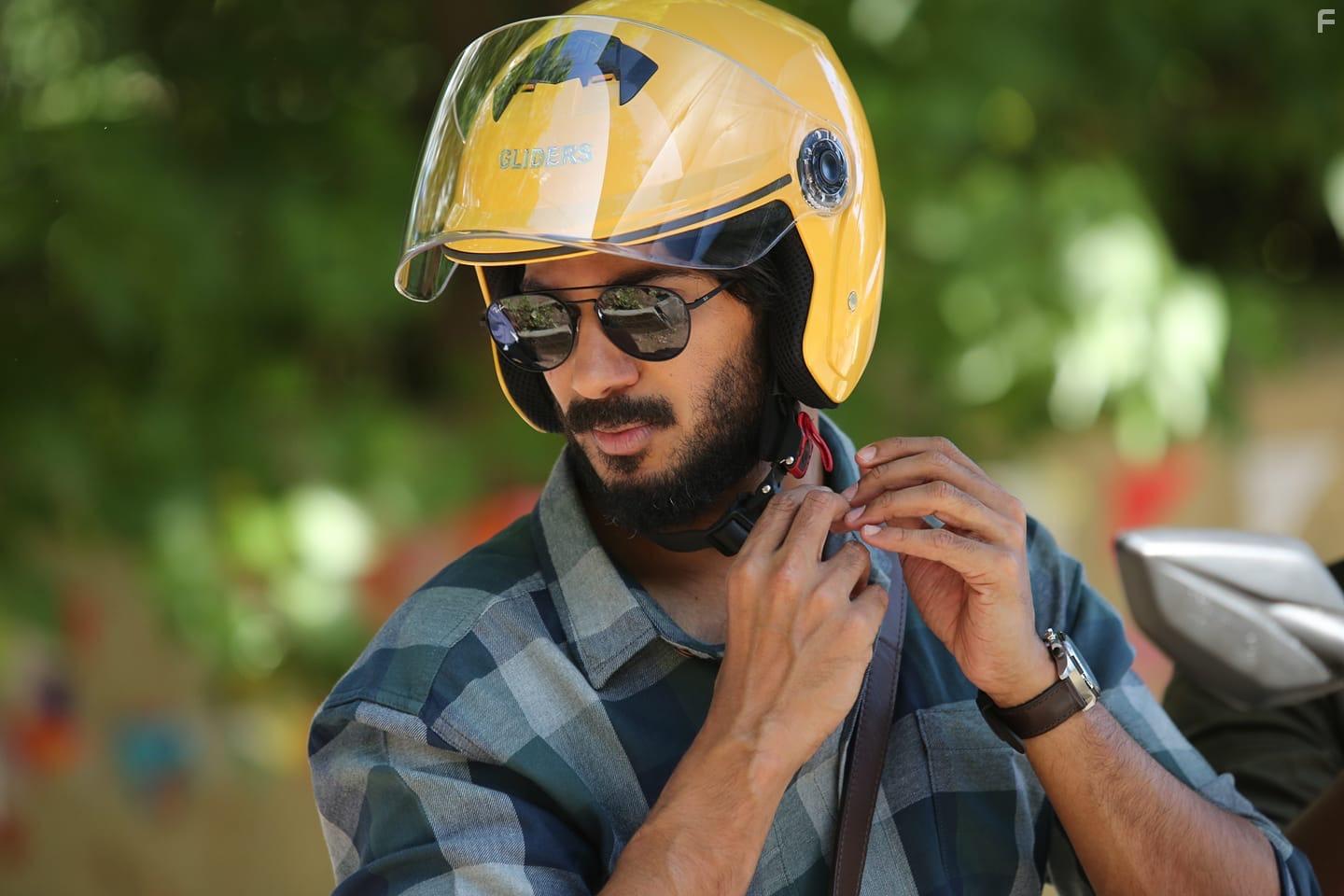 Dulquer Salmaan in Varane Avashyamund (2020)