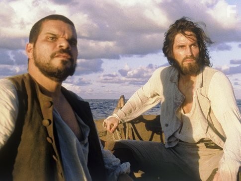 Jim Caviezel and Luis Guzm?n in Граф Монте-Кристо (2002)