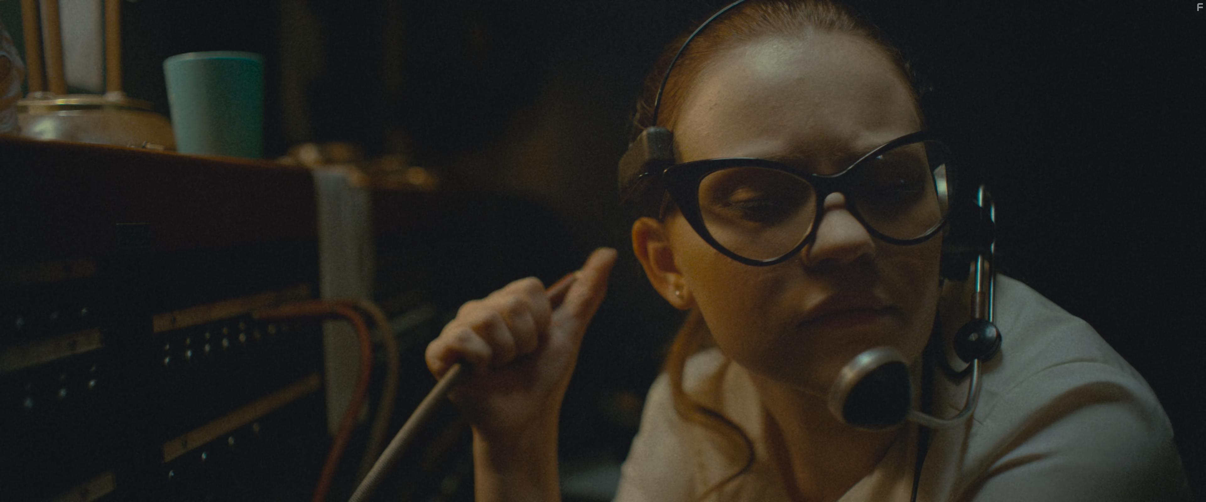 Sierra McCormick in The Vast of Night (2019)