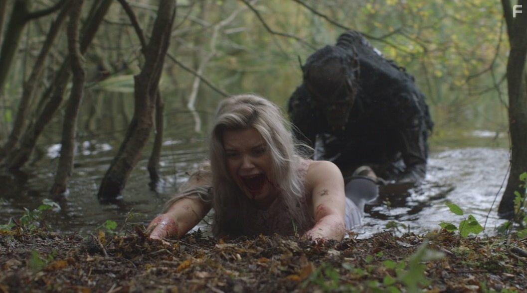 Stacey Helen Mitchell and Keith Robson in Creek (2019)