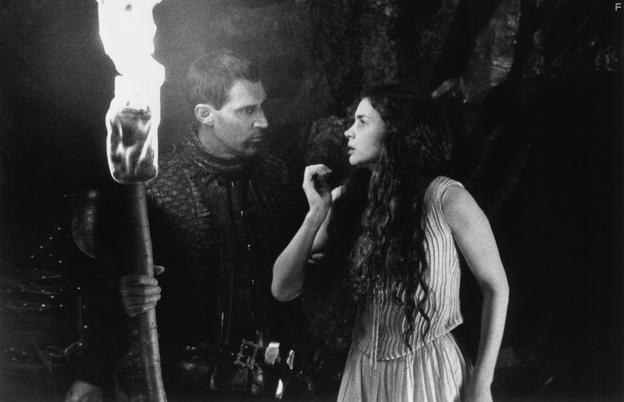 Julia Ormond and Ben Cross in Первый рыцарь (1995)