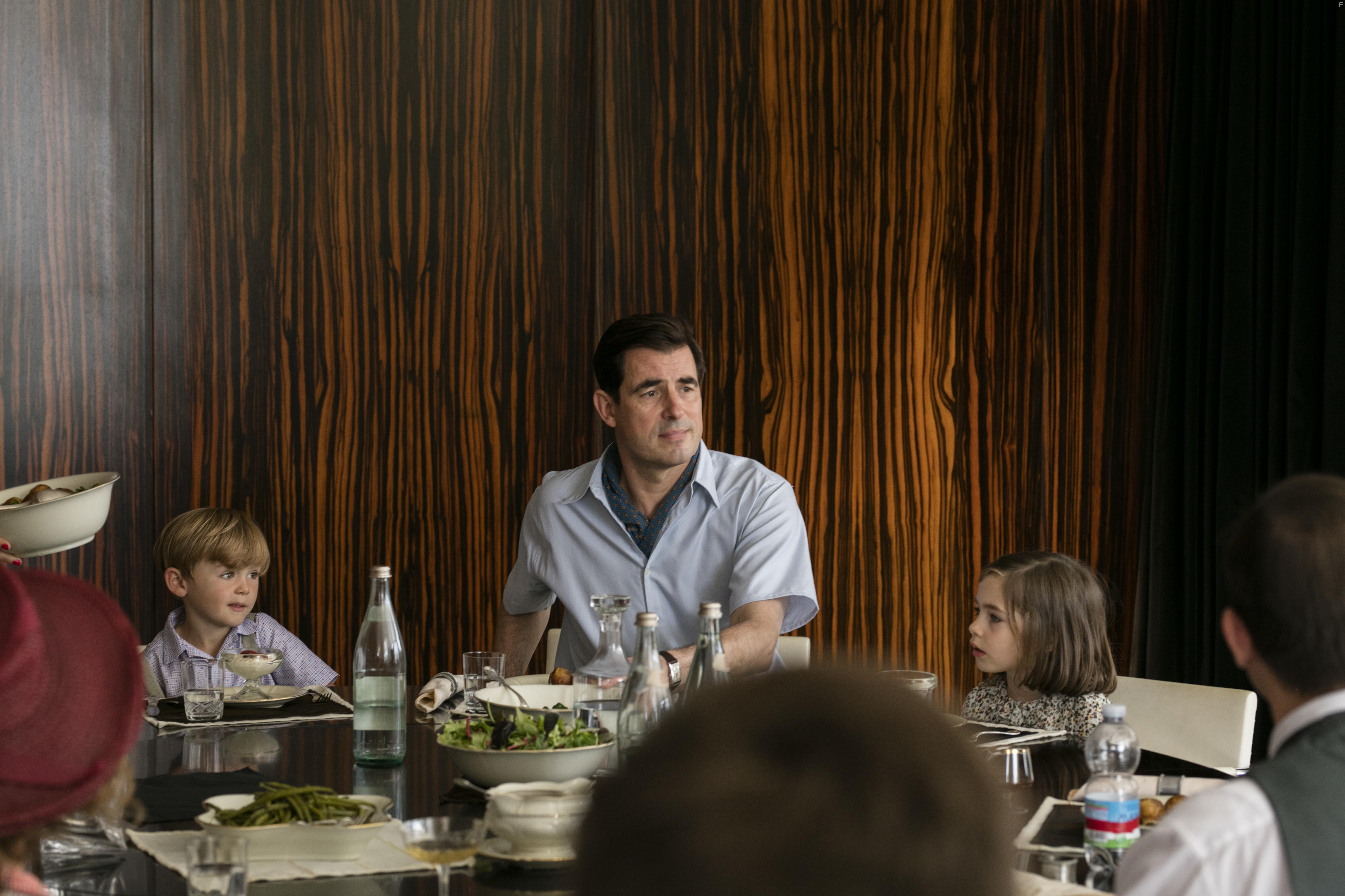 Стеклянная комната