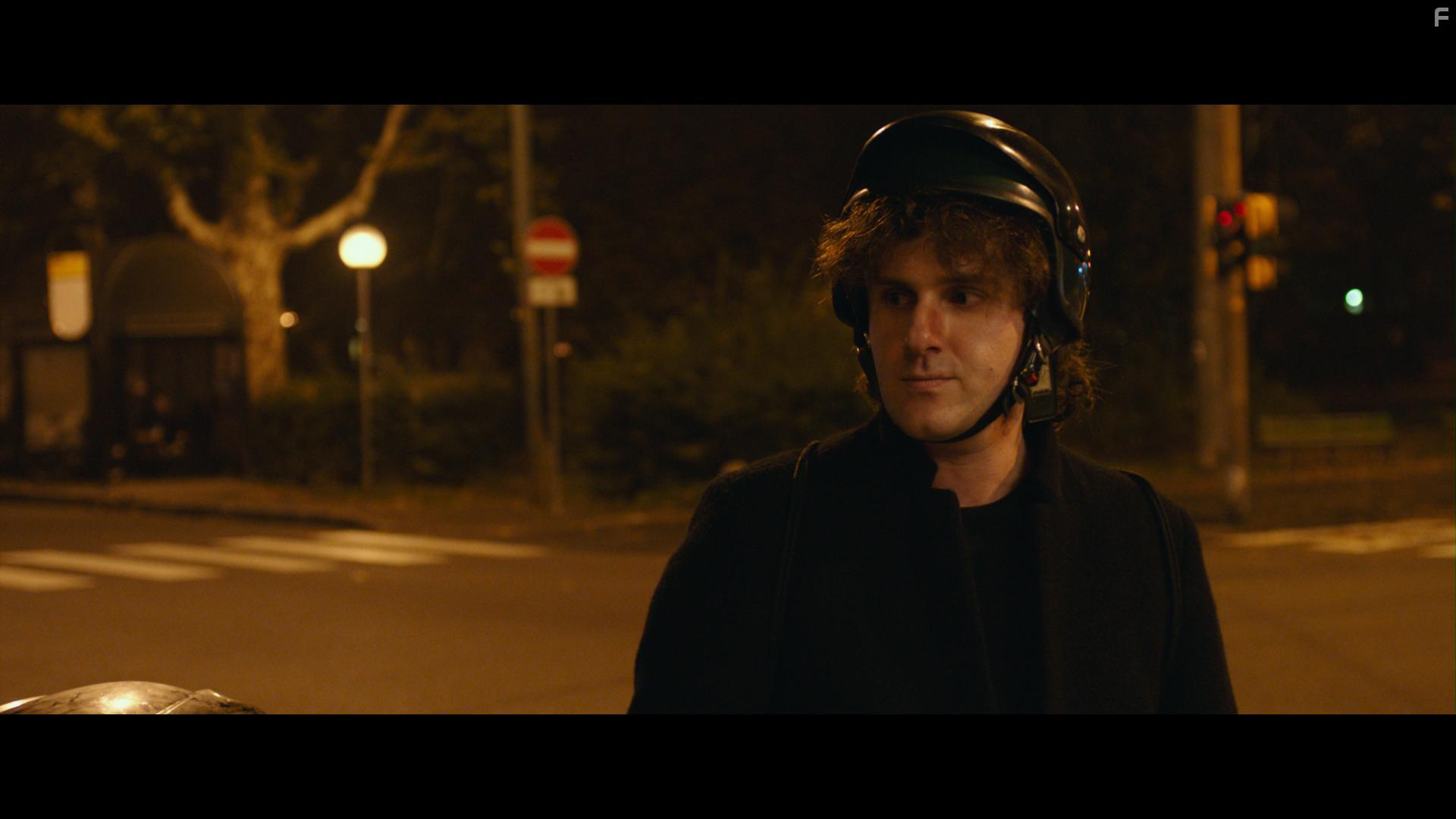 Alessandro Tamburini in Ci vuole un fisico (2018)