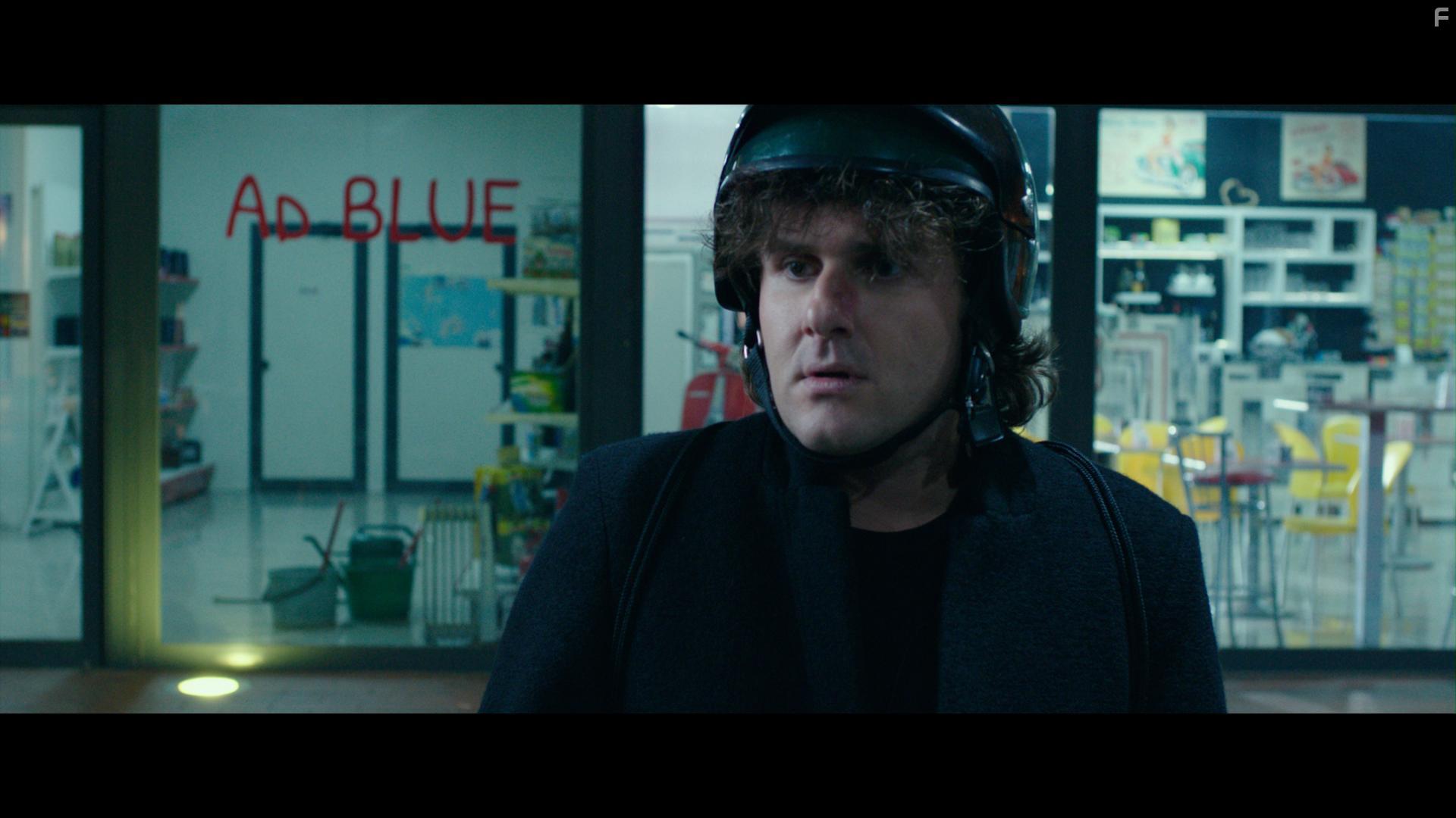 Alessandro Tamburini in Ci vuole un fisico (2018)