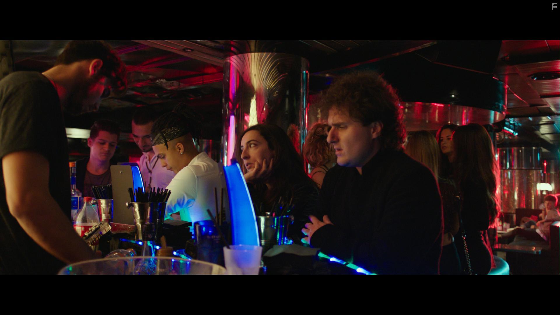 Alessandro Tamburini and Anna Ferraioli Ravel in Ci vuole un fisico (2018)